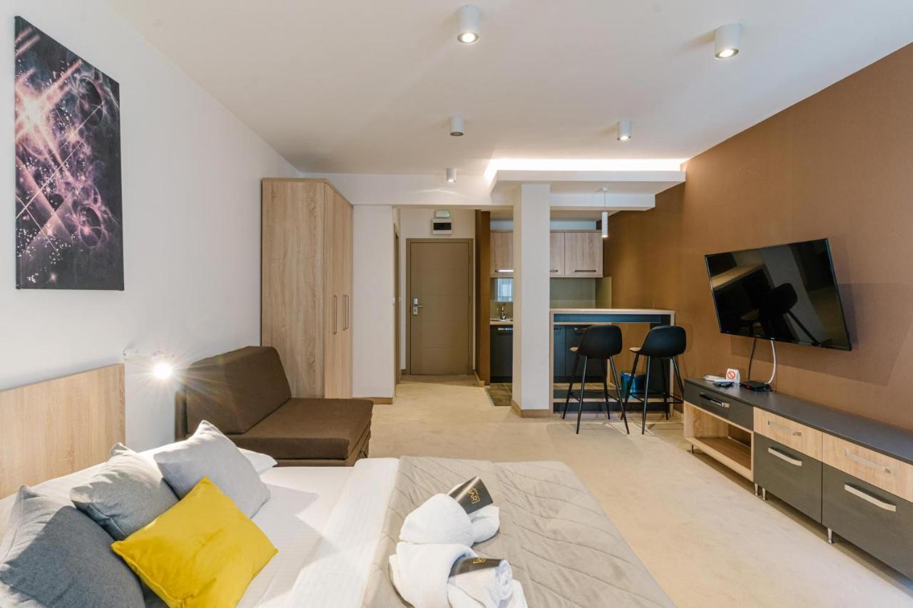 Nar Royalton Accommodation Ni Kültér fotó