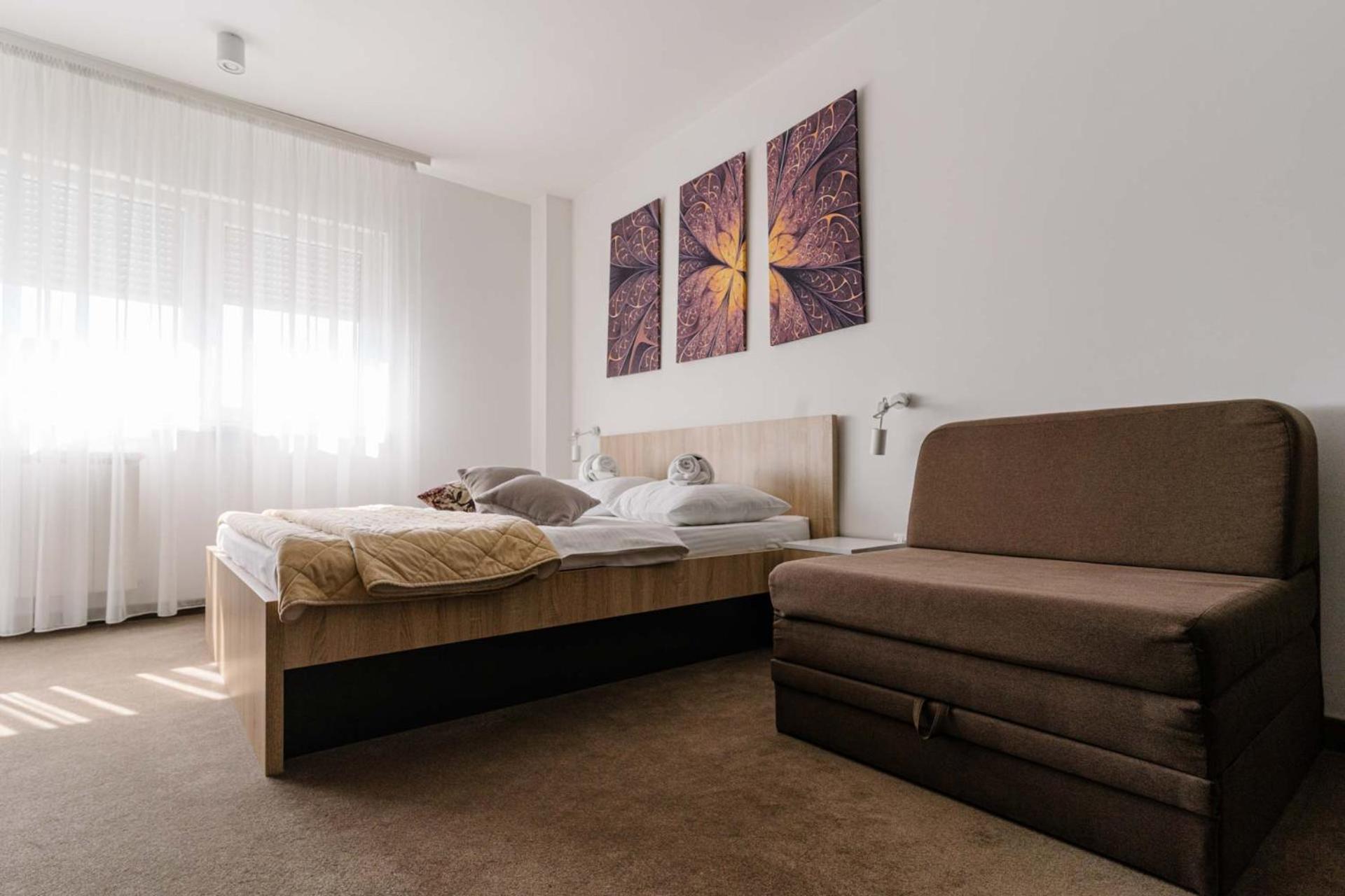 Nar Royalton Accommodation Ni Szoba fotó