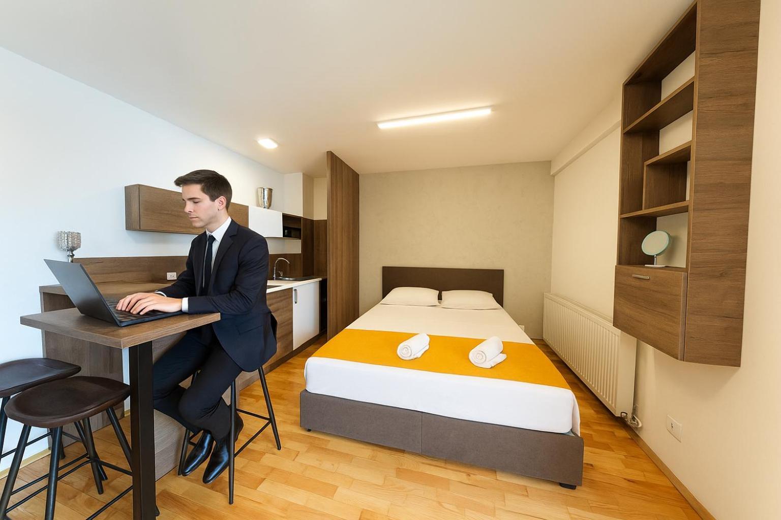 Nar Royalton Accommodation Ni Kültér fotó
